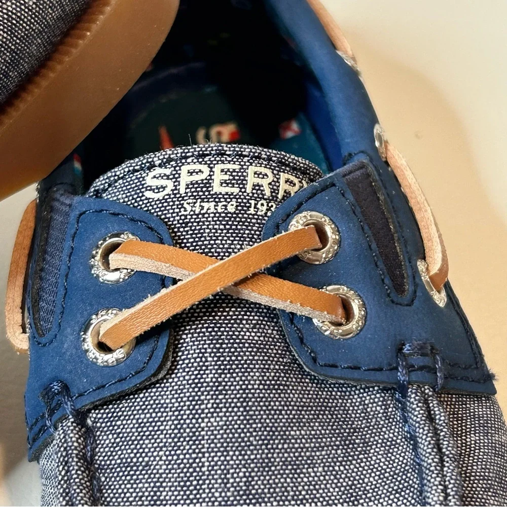 COPY - Kids Sperry Top-Sider denim chambray boat deck shoes like new Size 7 AO …